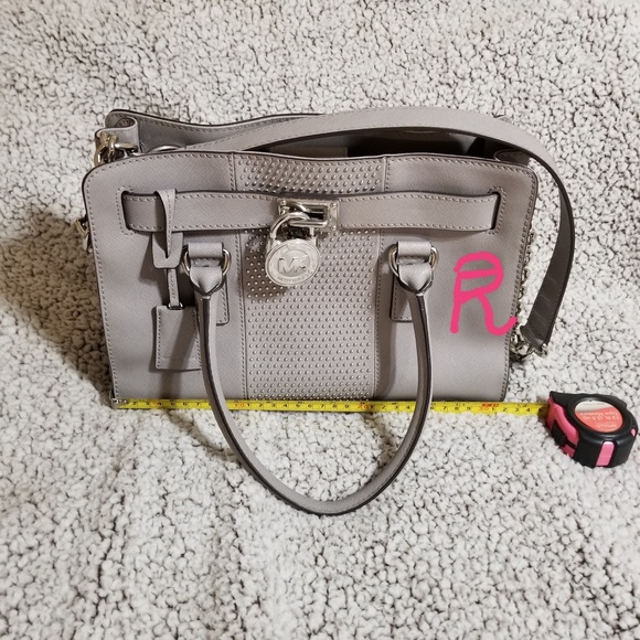 Michael Kors Handbags - 🔥MICHAEL KORS HAMILTON PURSE W/LOCK & KEY 🔥